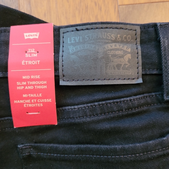 Bnwt levis 712 slim jeans - Picture 2 of 3